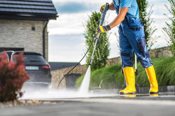 Best Sidewalk and Walkway Cleaning  in Belvedere, CA